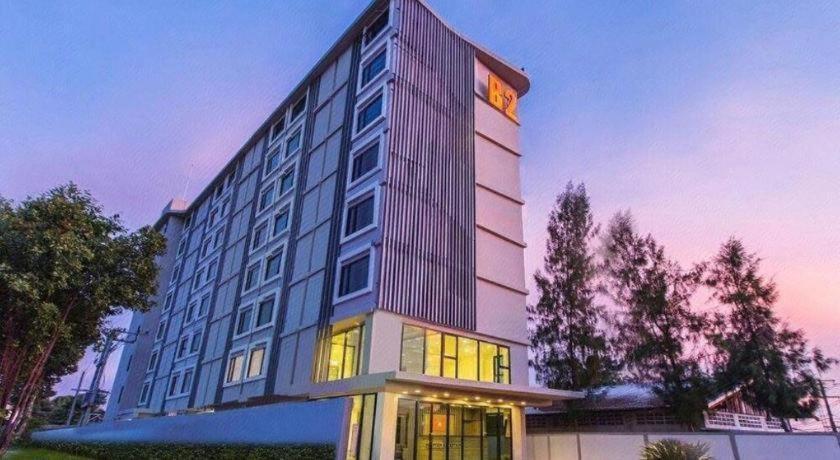 B2 Phitsanulok Boutique & Budget Hotel Esterno foto
